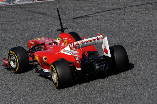 La trasera del Ferrari de Felipe Massa en los test de Barcelona