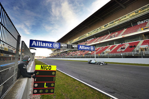 Nico Rosberg voló en el último día de test en el Circuit de Catalunya