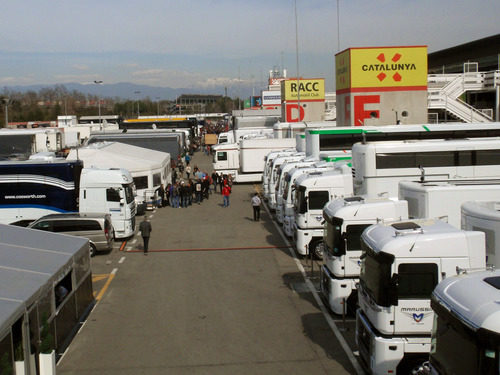 Parte trasera del paddock de Montmeló