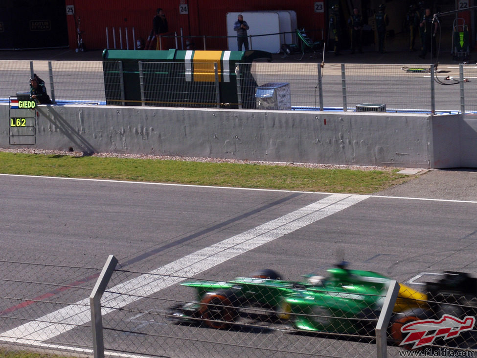 Simulación de carrera para Giedo van der Garde