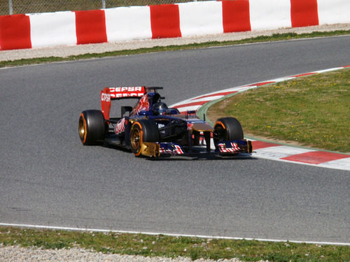 Daniel Ricciardo prueba un nuevo casco
