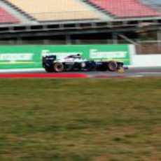 Pastor Maldonado en el último sector del Circuit de Catalunya