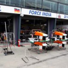 El box de Force India, casi listo