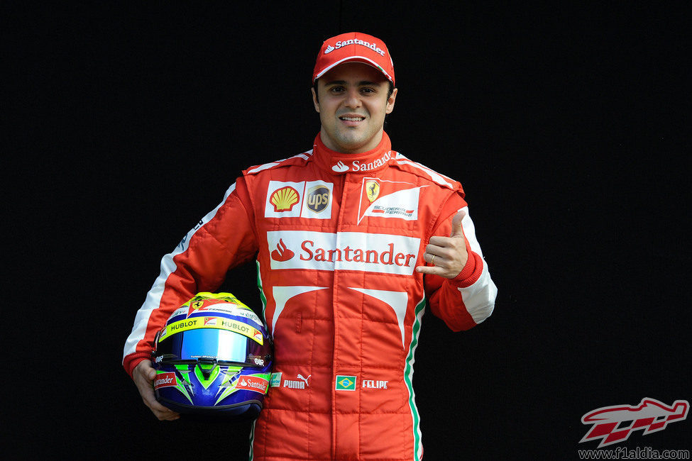 Felipe Massa hace un guiño a la cámara