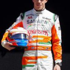 Paul di Resta posa en Australia