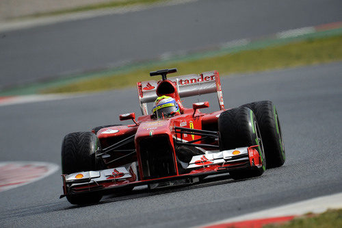 Felipe Massa en sus últimas vueltas con el F138 en pretemporada