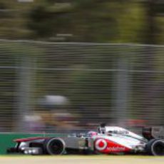 El MP4-28 de Jenson Button no empezó bien el año