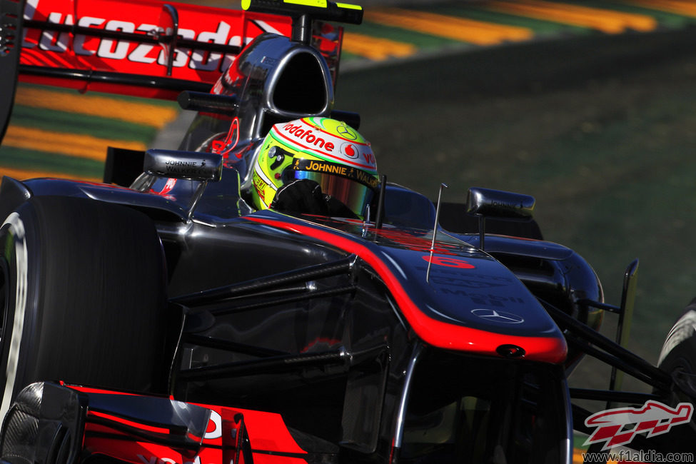 Sergio Pérez debuta en Melbourne con McLaren