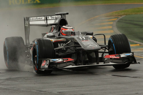 Nico Hülkenberg rodando con neumáticos de lluvia