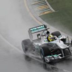 Nico Rosberg fue el más rápido en una Q1 pasada por agua