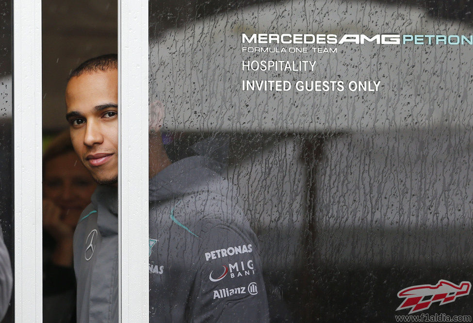 Lewis Hamilton se asoma a un nuevo reto con Mercedes