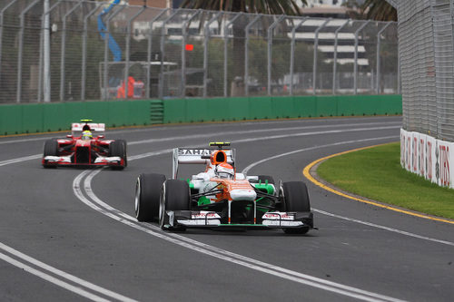 Adrian Sutil lideró una parte del GP de Australia 2013