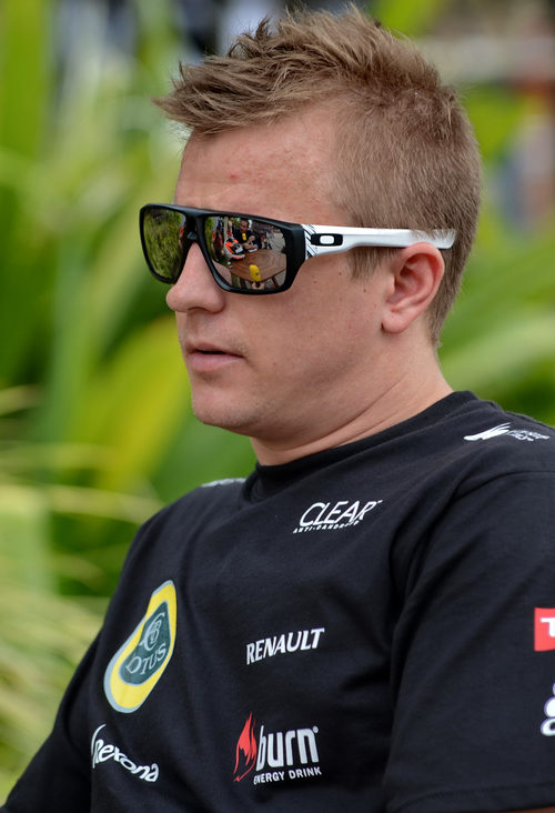 Kimi Räikkönen disfruta del sol de Sepang