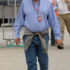 Niki Lauda en el 'paddock' de Sepang