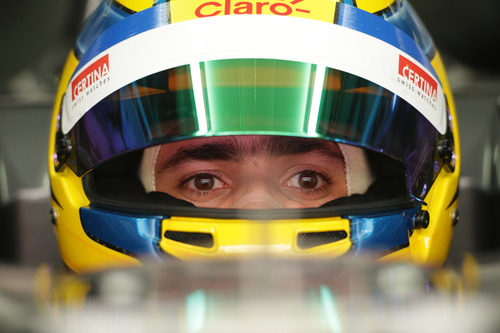 Primer plano del casco de Esteban Gutiérrez para el GP de Malasia 2013