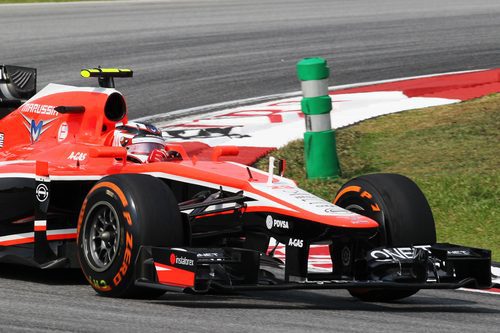 Max Chilton trata de adaptarse a las sensaciones de pilotar el MR02 en Speang