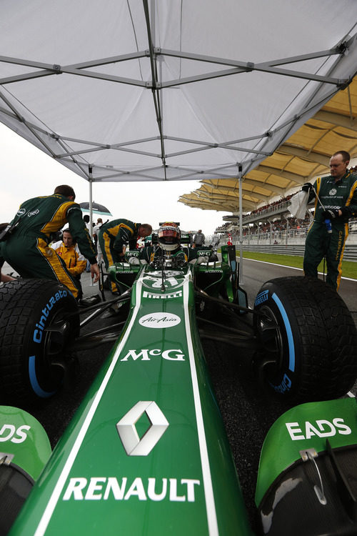 Giedo van der Garde en parrilla