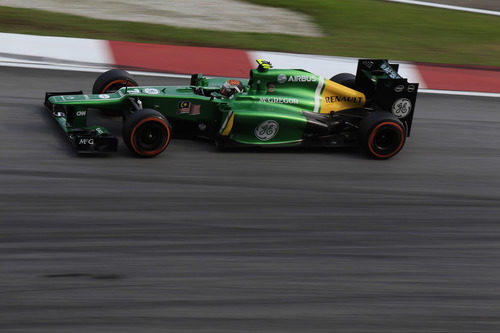 Giedo van der Garde rodando en Sepang