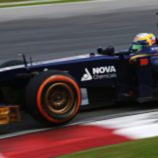 Jean-Eric Vergne rueda en el Gran Premio de Malasia