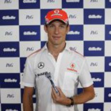 Jenson Button posa para Gillete