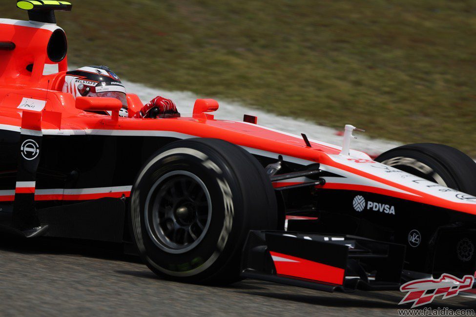 Max Chilton rueda con el Marussia MR02