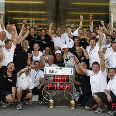 El equipo Brawn GP celebra su victoria