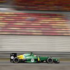 Charles Pic frente a la tribuna china