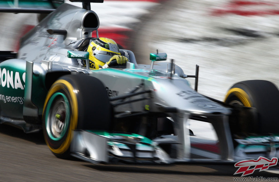 Nico Rosberg vuela en la clasificación del GP de China 2013