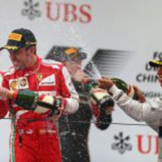 Fernando Alonso gana el Gran Premio de China