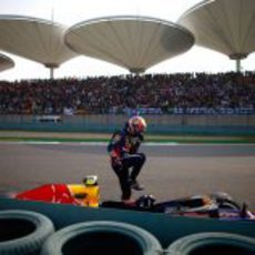 Mark Webber abandona el Gran Premio de China