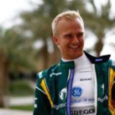 Heikki Kovalainen de vuelta al paddock