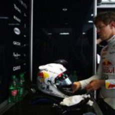 Casco blanco para Sebastian Vettel