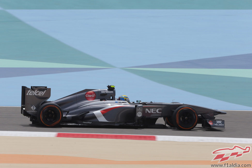 Esteban gutiérrez sigue cogiendo confianza con el C32