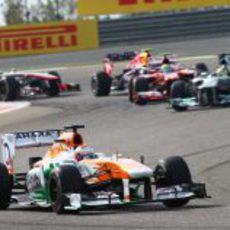 Paul di Resta ganó posiciones en la salida del GP de Baréin 2013