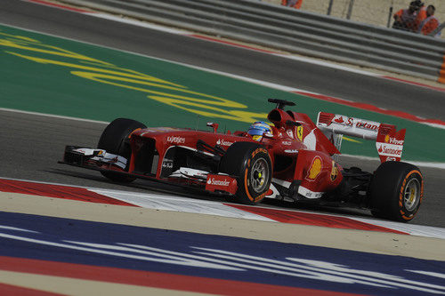 Fernando Alonso, mala suerte en Baréin
