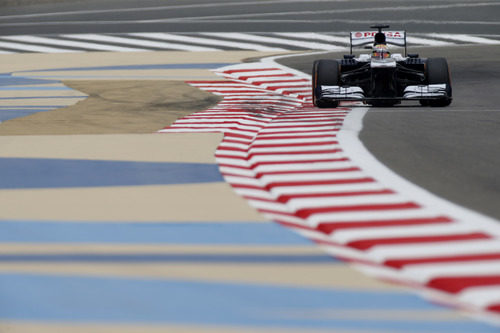 Pastor Maldonado no pasó a la Q2 en Baréin