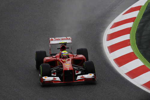 Felipe Massa completó los Libres 1 y 2 de Barcelona con muy buen ritmo