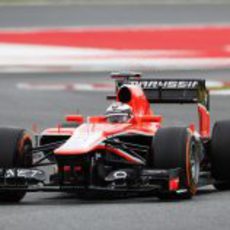 Jules Bianchi trata de sacar el máximo partido a su MR02 en el Circuit de Catalunya