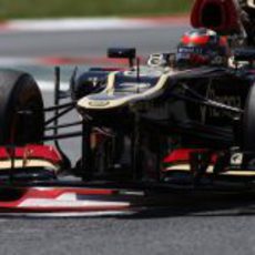 Kimi Räikkönen conduce en Montmeló para Lotus