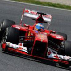 Fernando Alonso afronta los Libres 3 en Montmeló