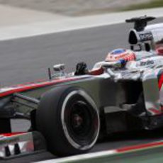 Jenson Button cayó en la Q2 del GP de España 2013