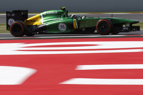 Giedo van der Garde rueda en el Circuit de Catalunya