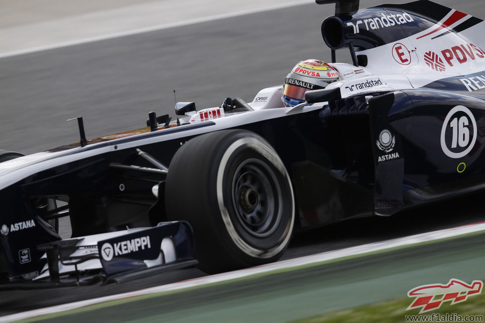 Pastor Maldonado cayó en la Q1 de Barcelona