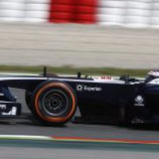 Valtteri Bottas prueba el compuesto duro en Barcelona