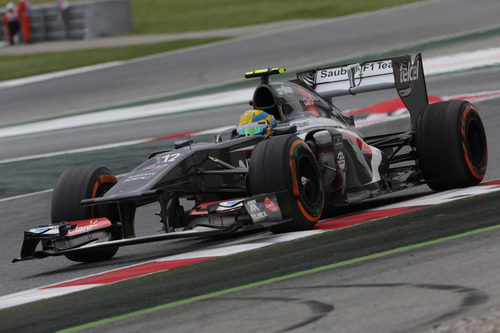 Esteban Gutiérrez prueba el compuesto duro en Barcelona