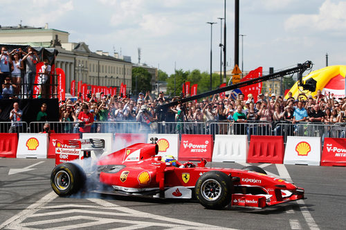 Un Ferrari por las calles polacas