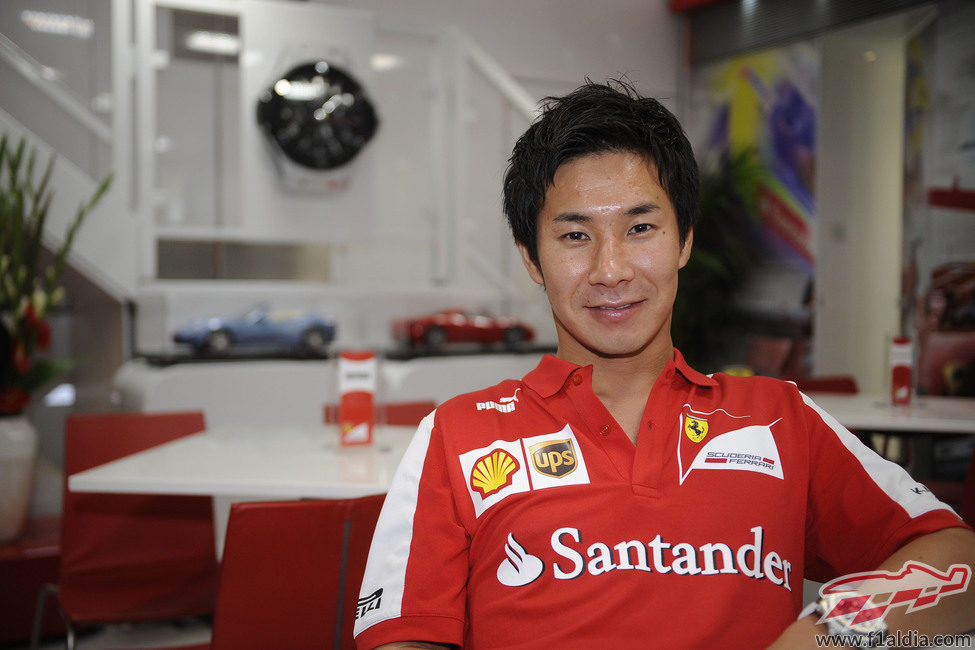 Kamui Kobayashi, de rojo Ferrari en Mónaco