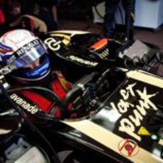 Romain Grosjean, listo para salir al asfalto