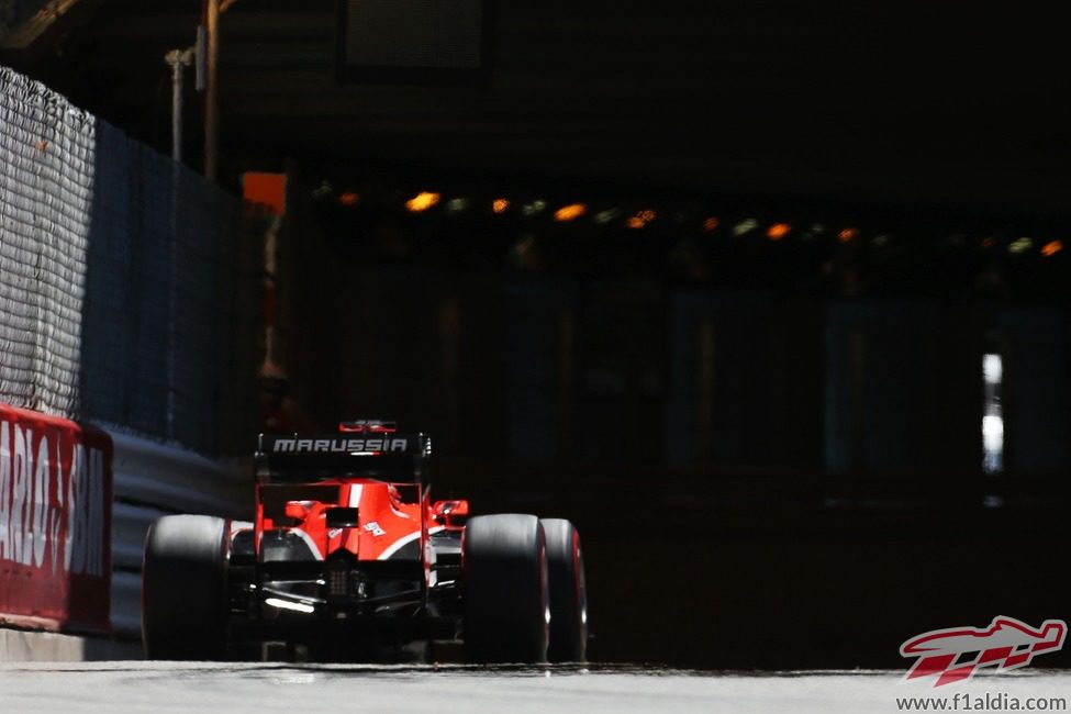 Max Chilton apunto de entrar en el mítico túnel de Mónaco