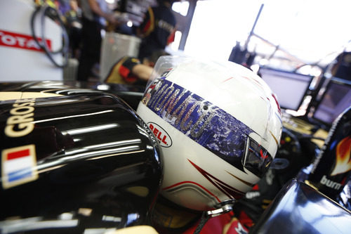 Trasera del casco de Romain Grosjean para Mónaco